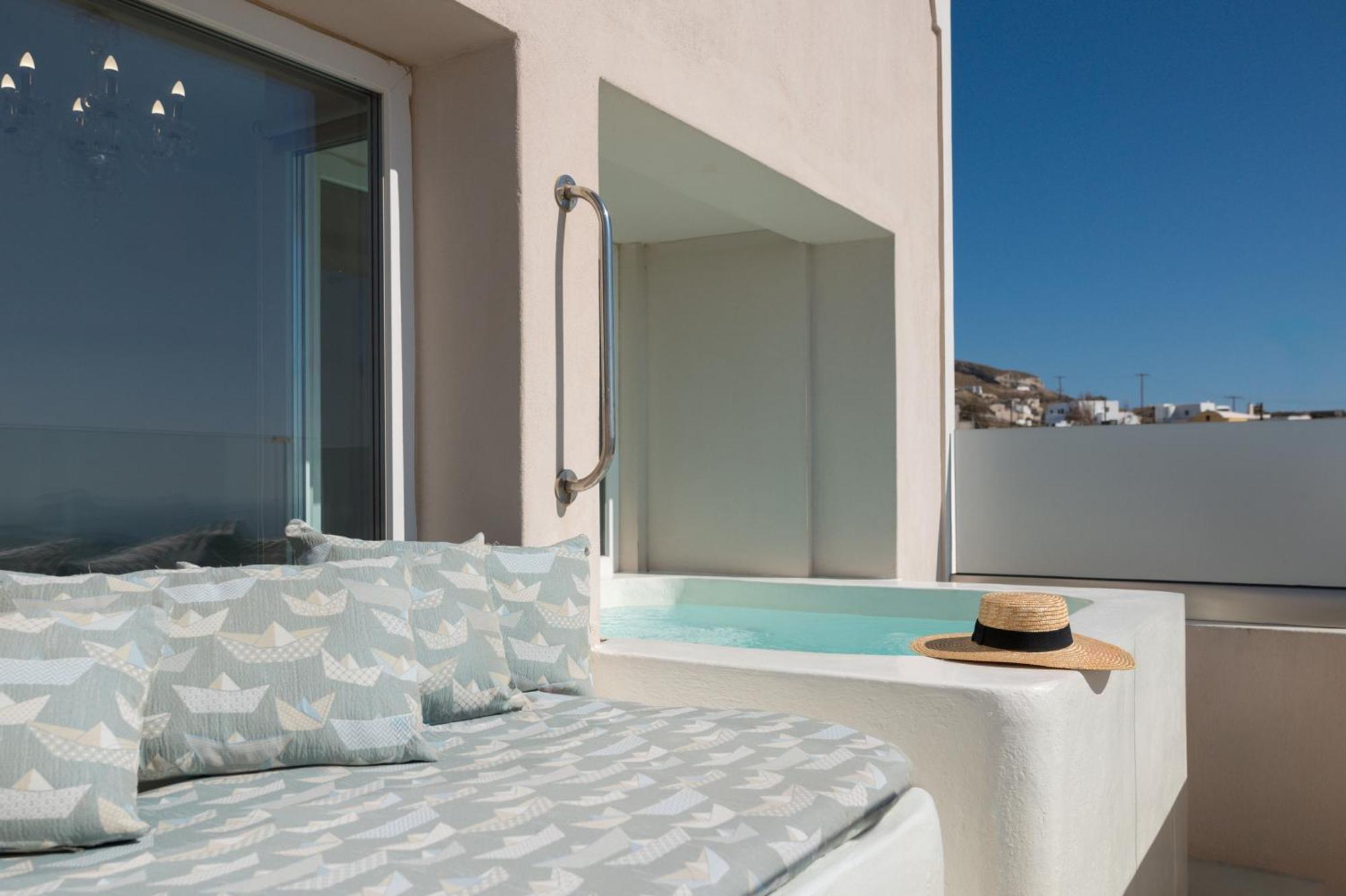 Cinnamon Villa With Private Hot Tub Пиргос Экстерьер фото